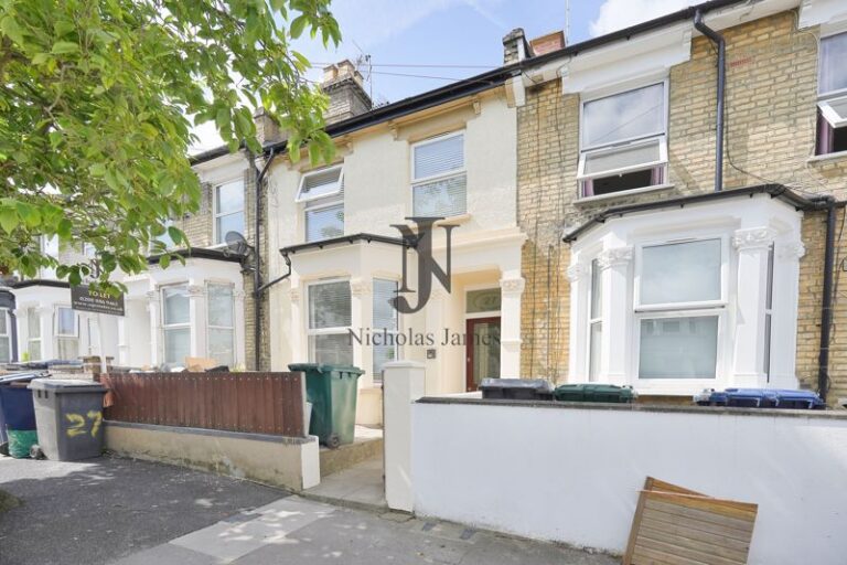 Glenthorne Road,Friern Barnet, London N11